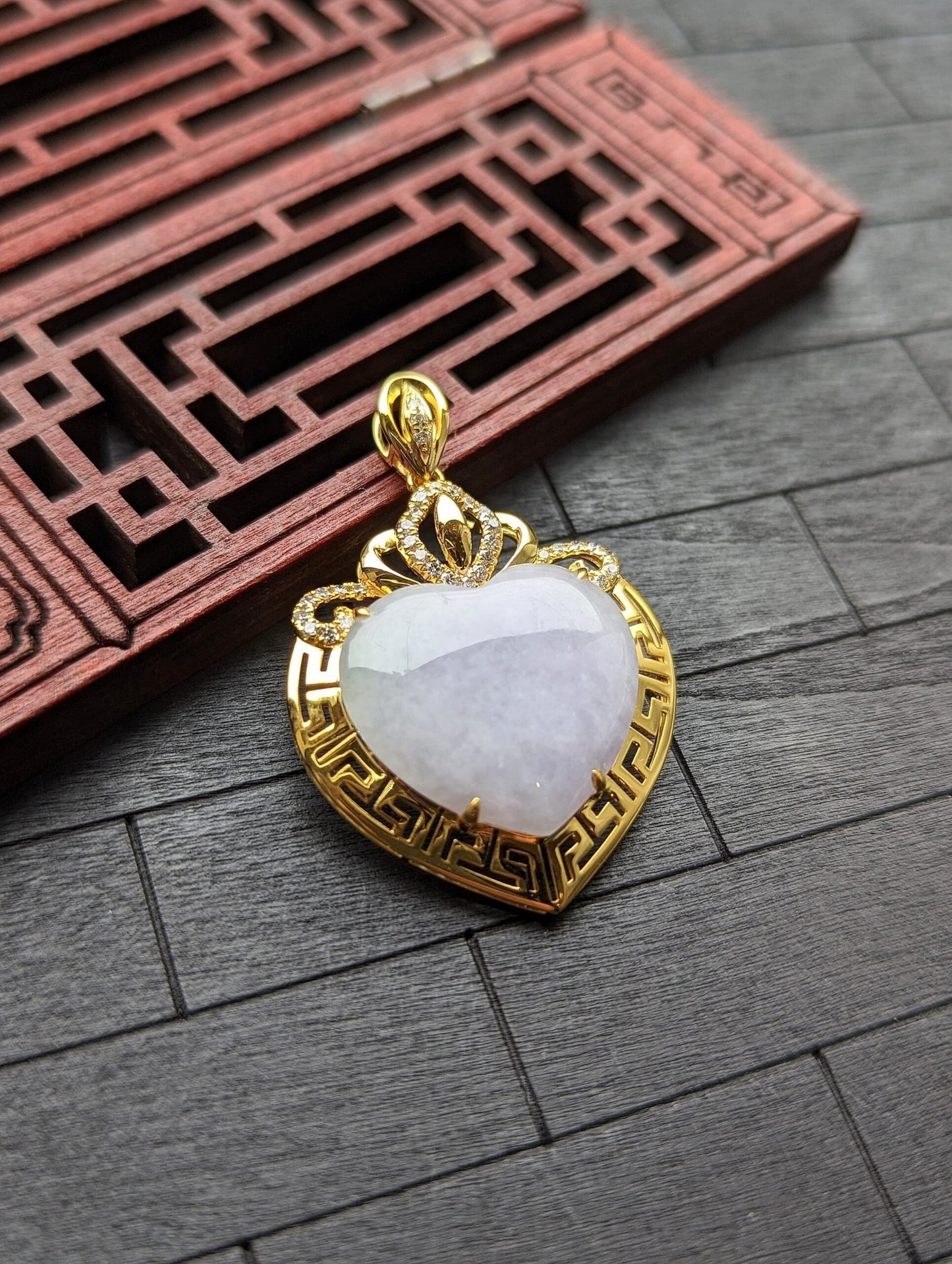 Light Pink/Purple Heart Jade Pendant