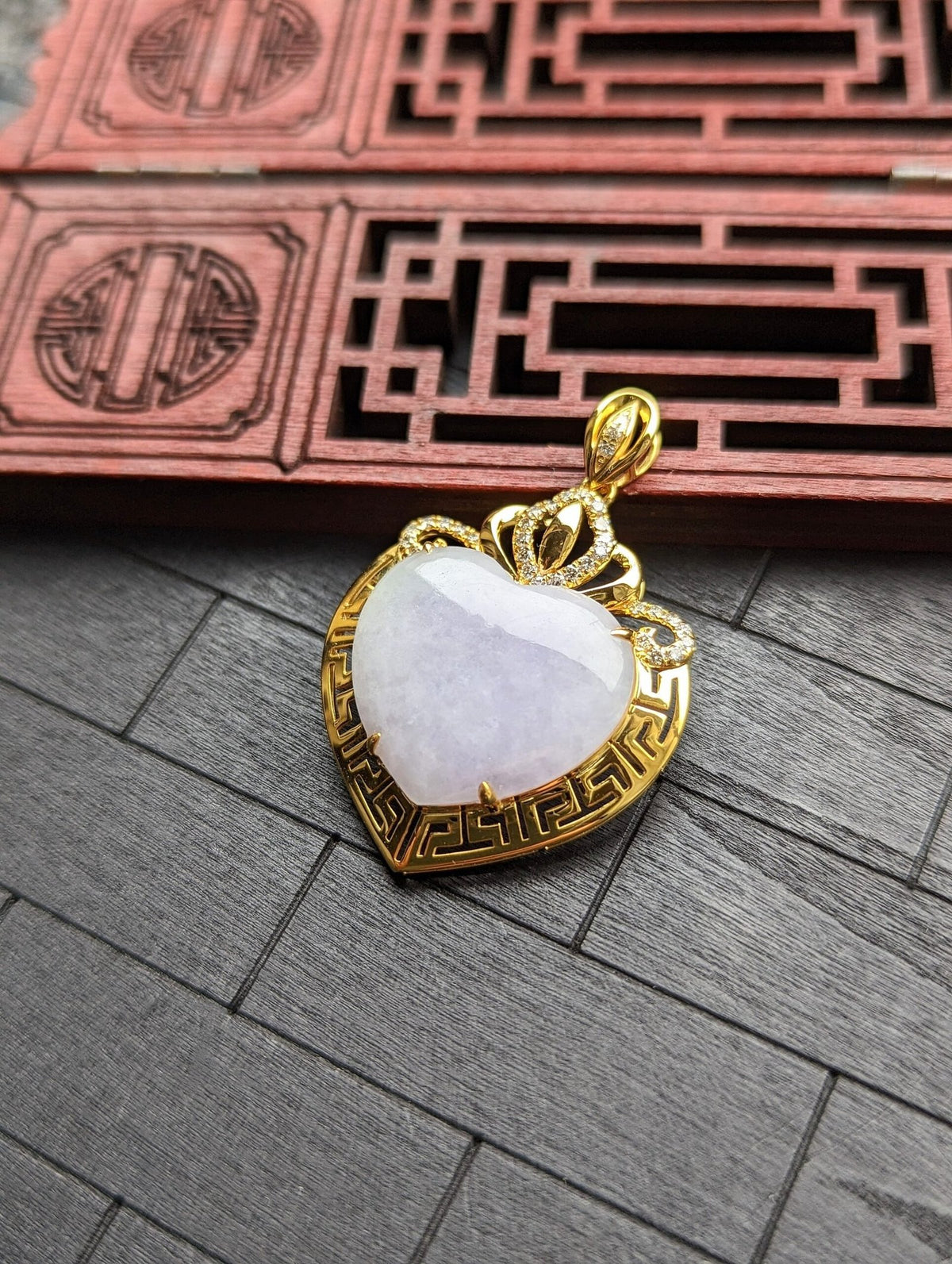 Light Pink/Purple Heart Jade Pendant