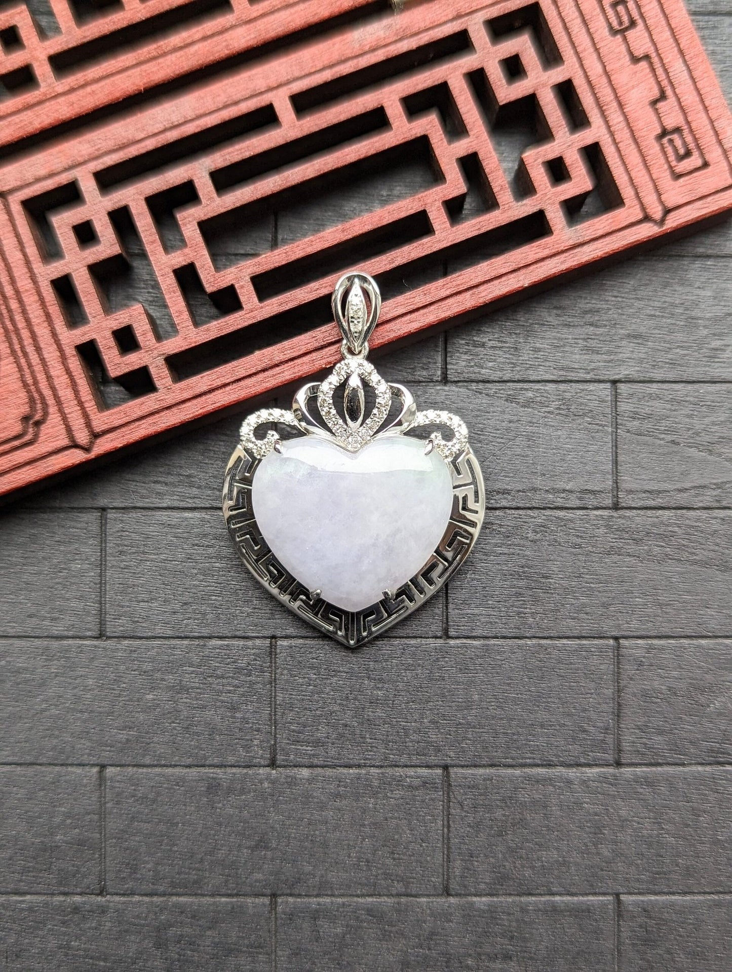 Light Lavender Heart Jade Pendant