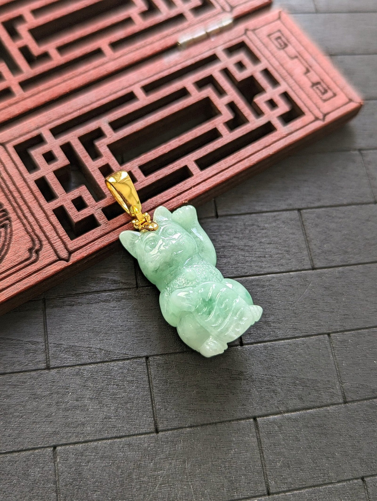 Small Green Jade Lucky Cat Pendant