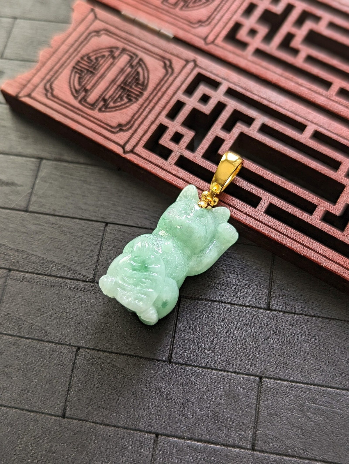 Small Green Jade Lucky Cat Pendant