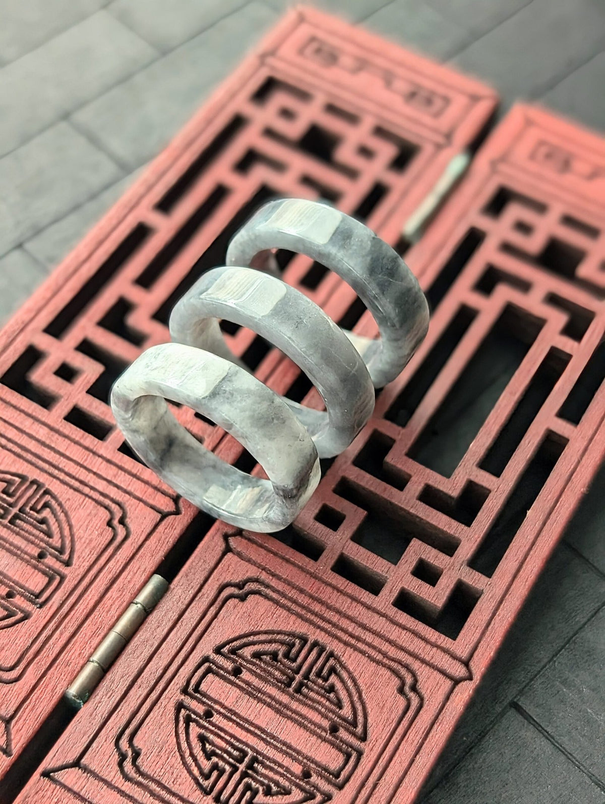 Black/White Jade Ring