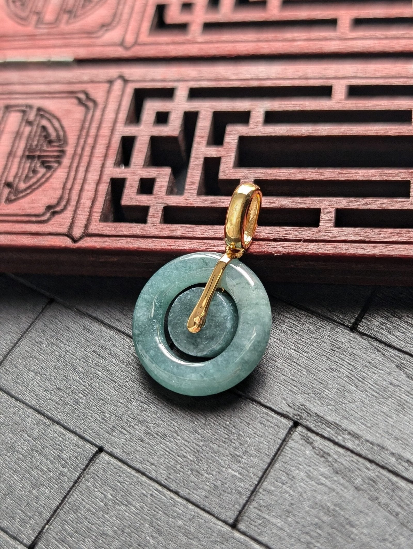 Double Donuts Green Jade Pendant