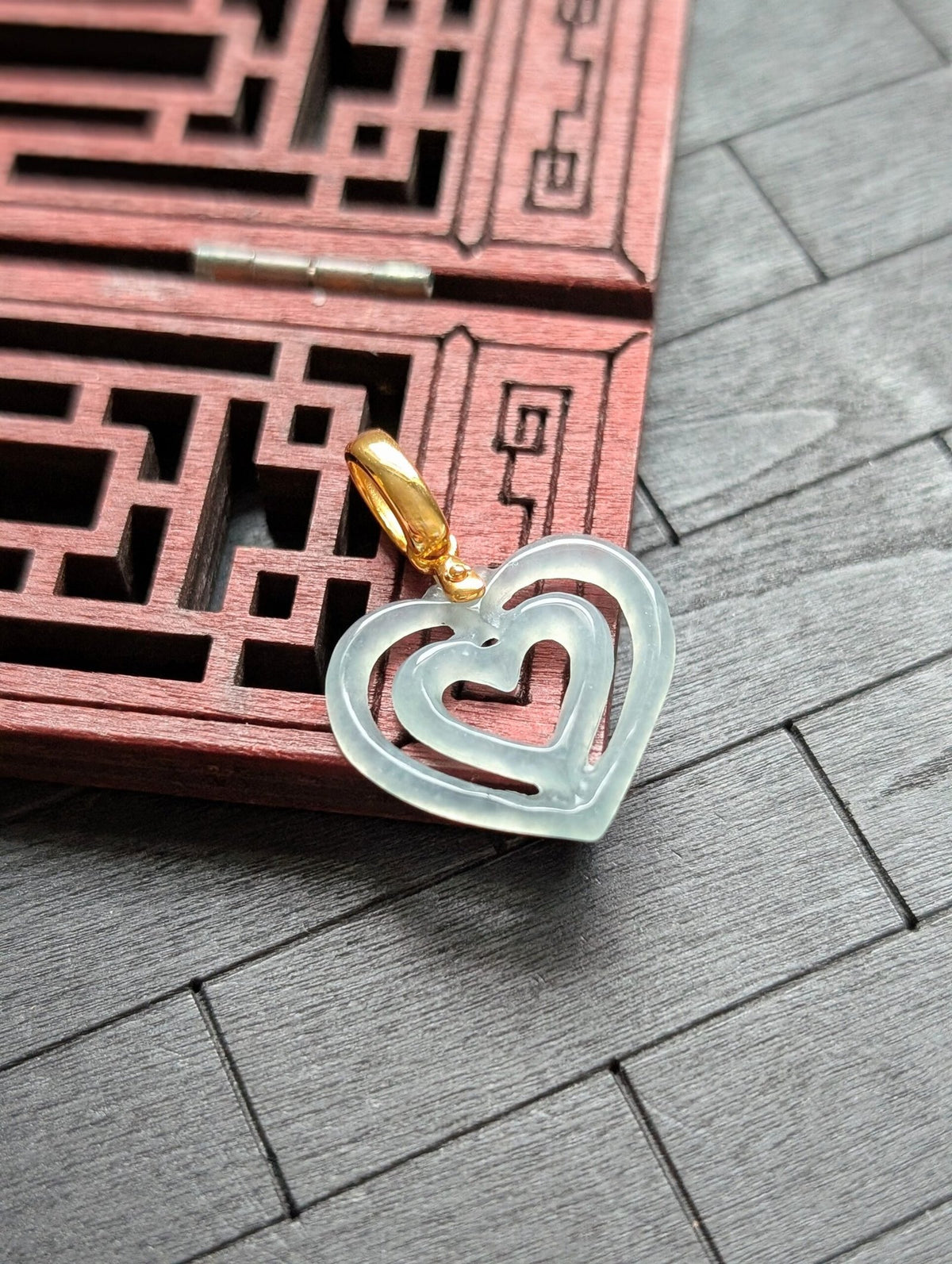 Ice Light Green/White Double Hearts Jade Pendant