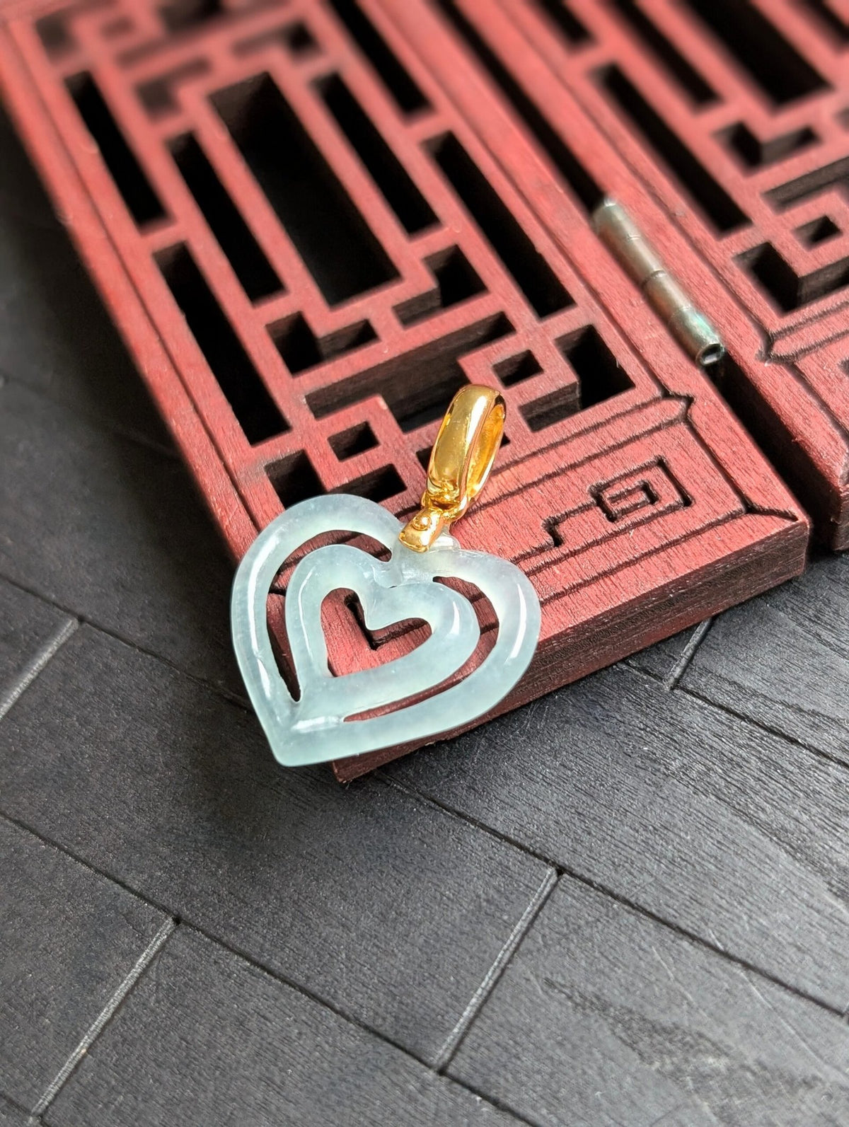 Ice Light Green/White Double Hearts Jade Pendant