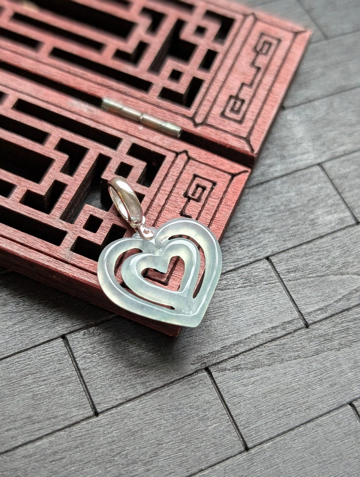 Ice Light Green/White Double Hearts Jade Pendant