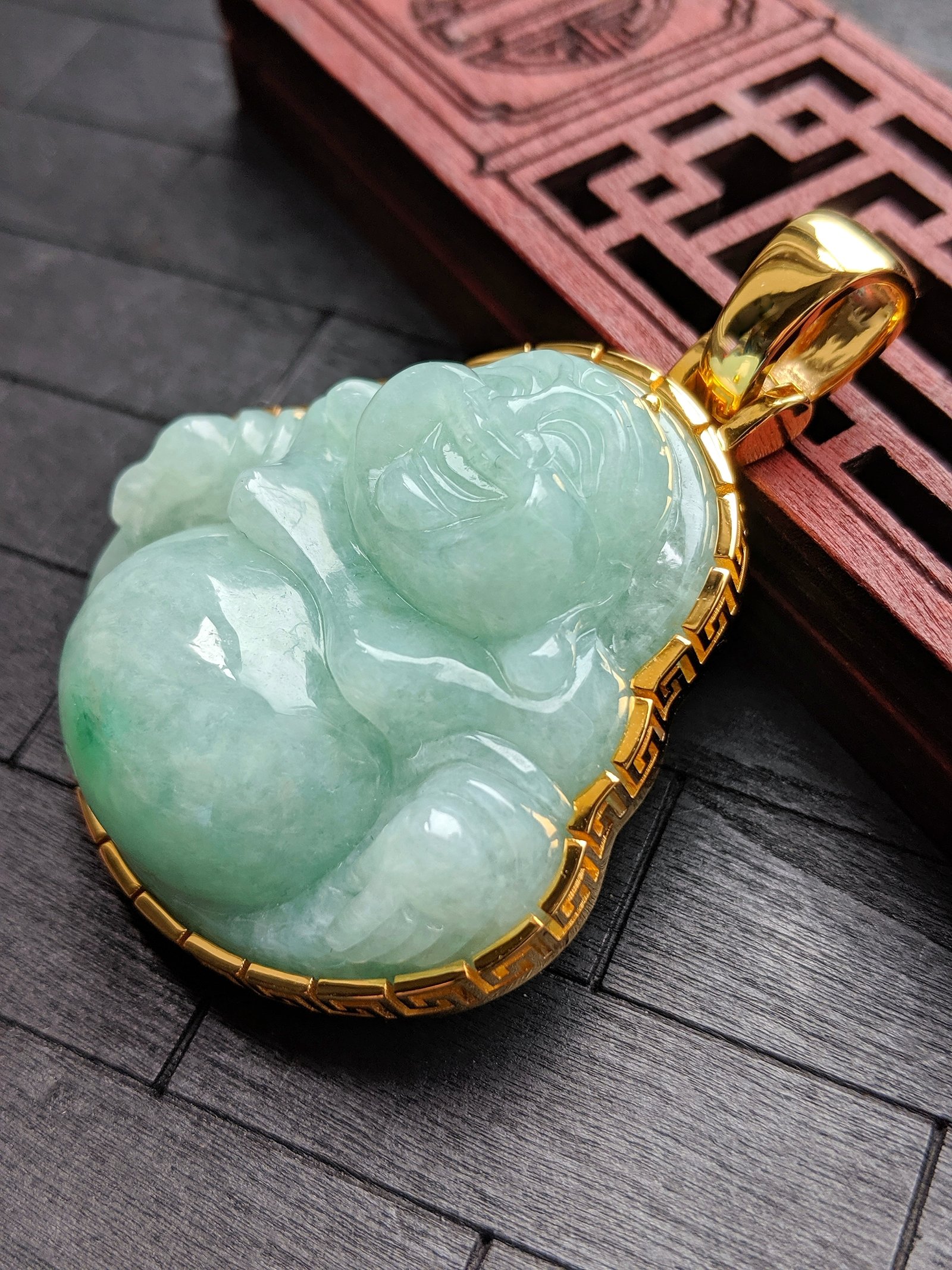 Light Green Jade Buddha Pendant – JADE BROTHERS JEWELRY