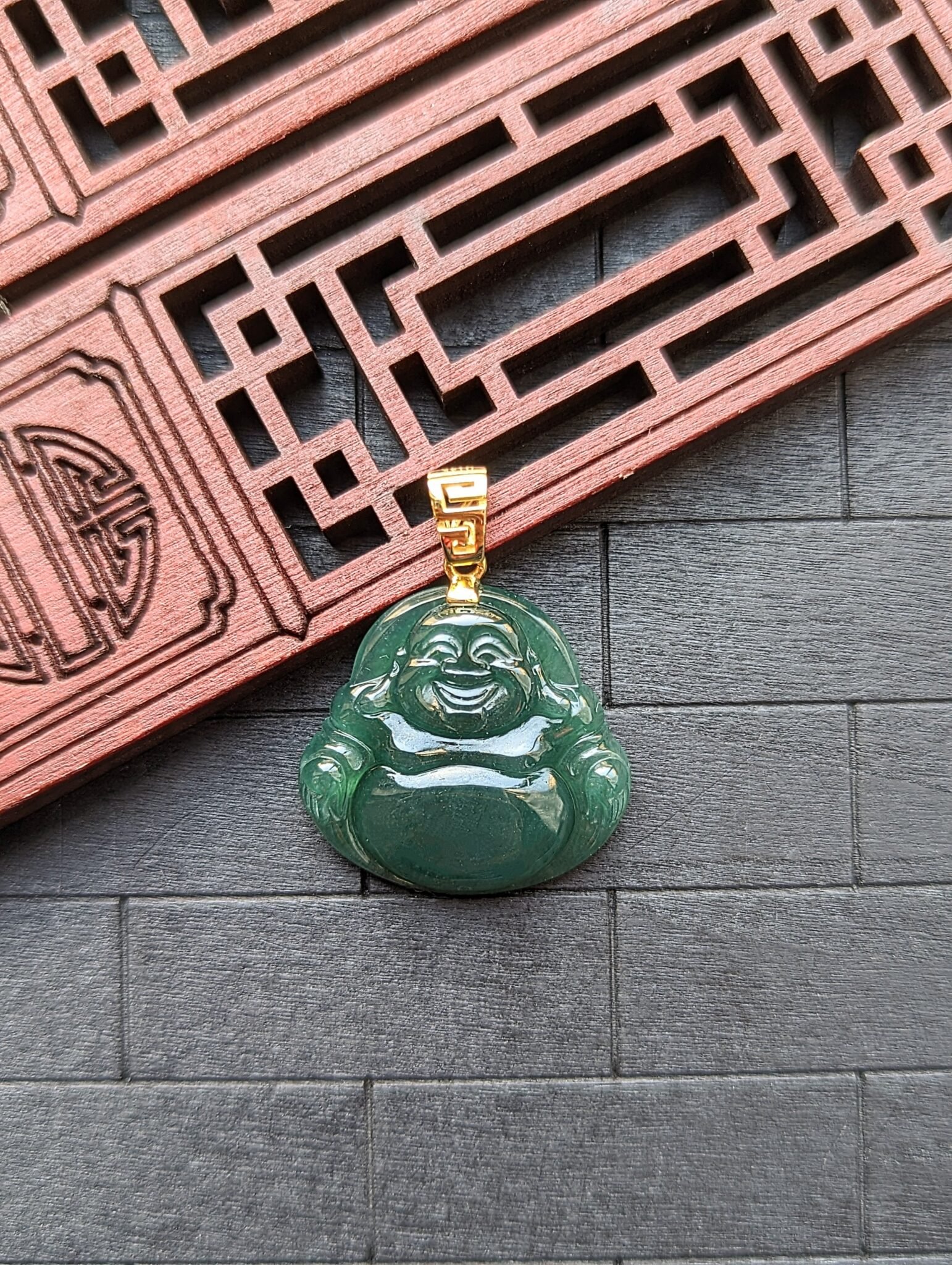 dark-green-jade-buddha-pendant-jade-brothers-jewelry