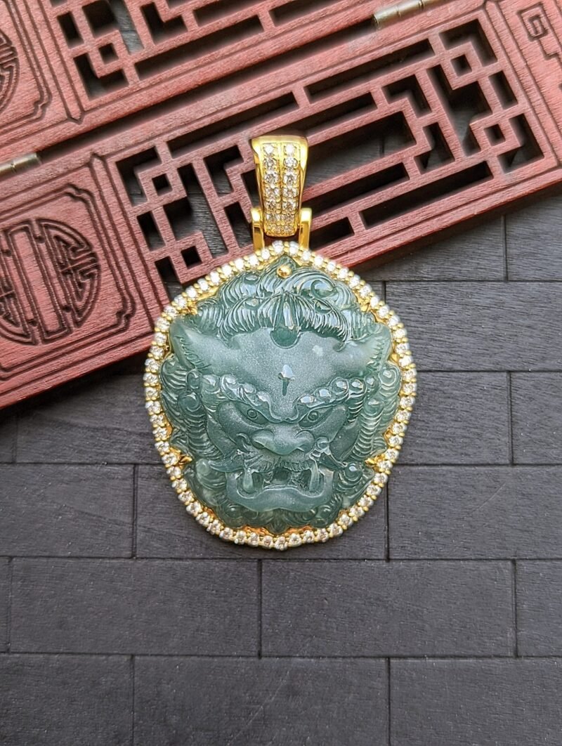 Fu hotsell dog pendant